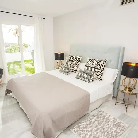 Jardines 16 Beautiful Family *