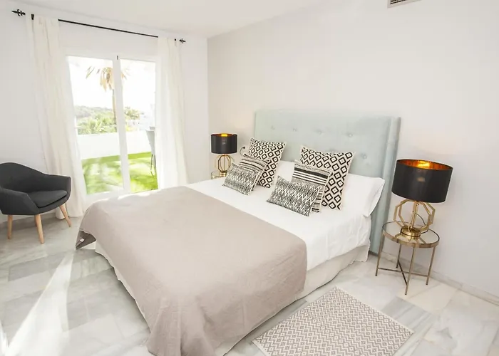 Jardines 16 Beautiful Family *