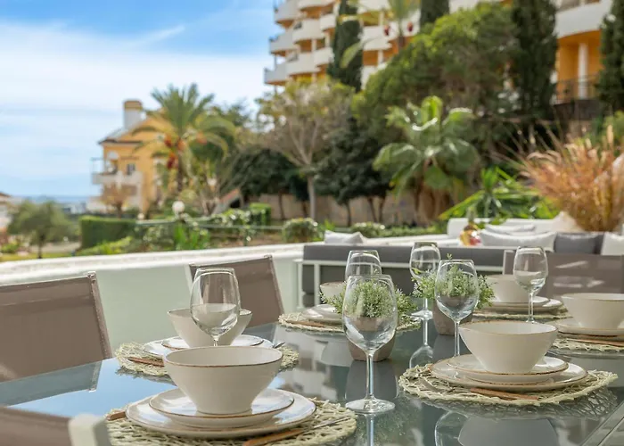 Jardines 16 Beautiful Family Марбелья