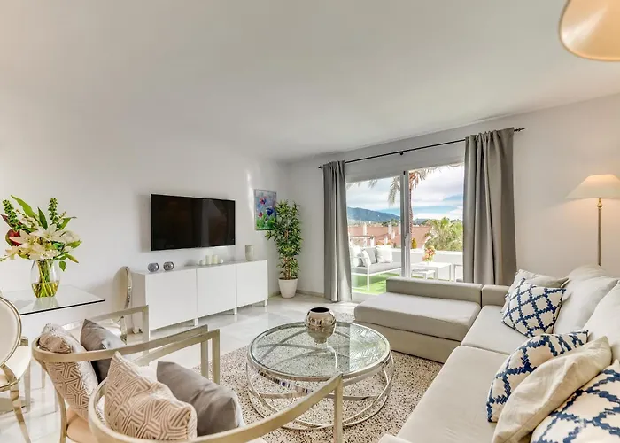 Jardines 16 Beautiful Family Апартаменти Марбелья