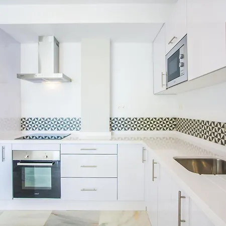 Jardines 16 Beautiful Family 马尔韦利亚