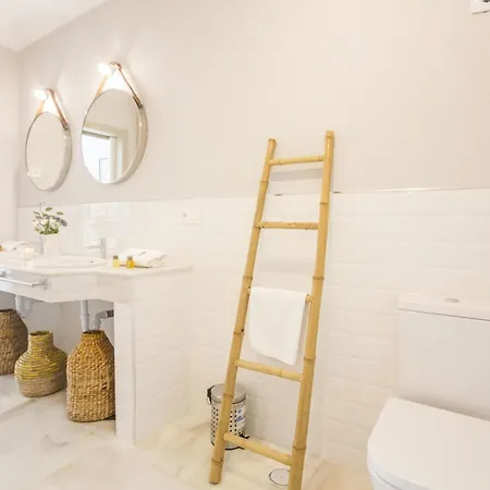 Jardines 16 Beautiful Family 公寓